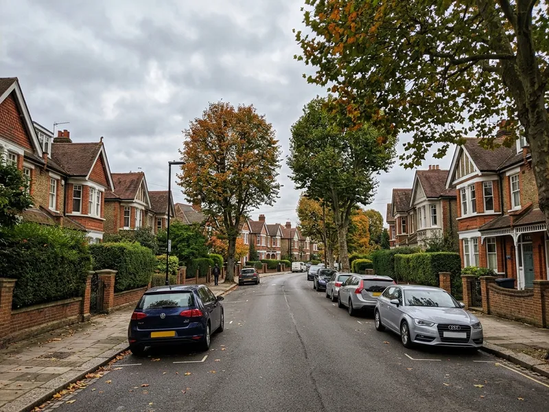 Barnet Edwardian residential avenue EN5 North London
